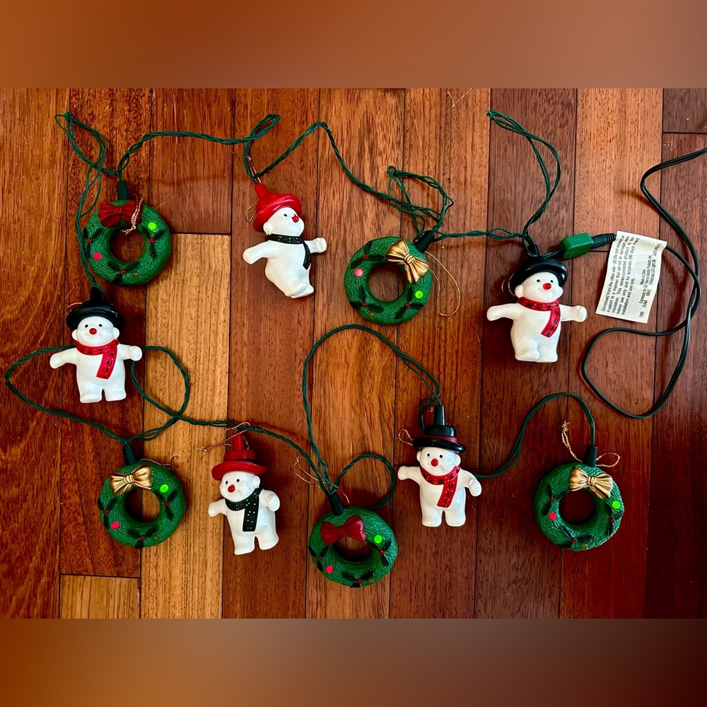 Blowmold Christmas String LED Lights Snowmen Wreaths Flashing Lights Noses GE - Picture 2 of 9